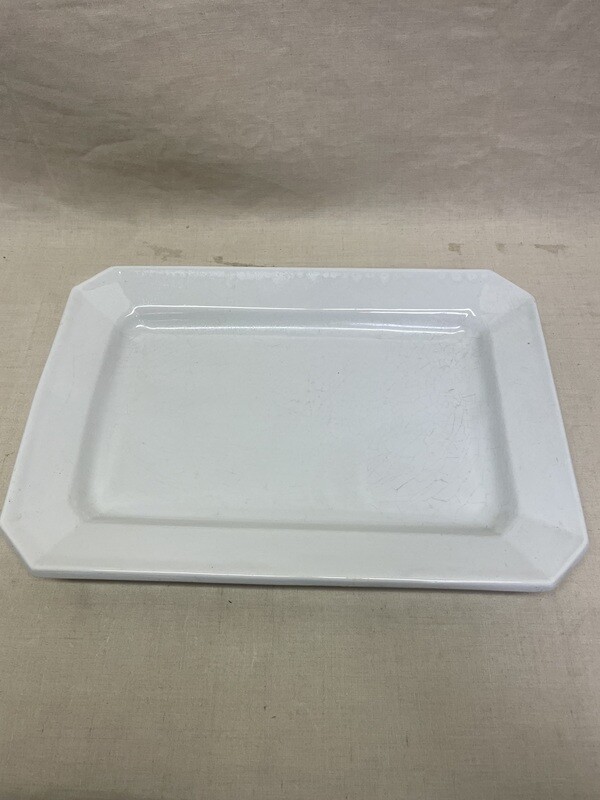 Plat réctangulaire en porcelaine blanche - 39 x 29 cm