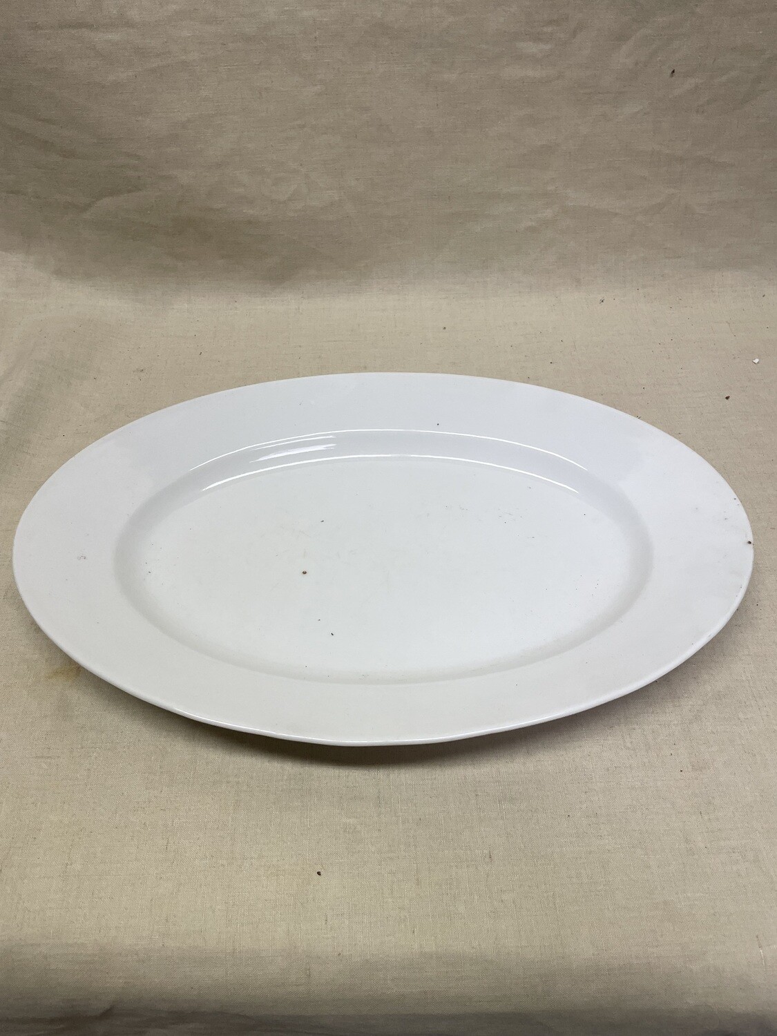 Plat oblong en porcelaine blanche - 40 x 26 cm