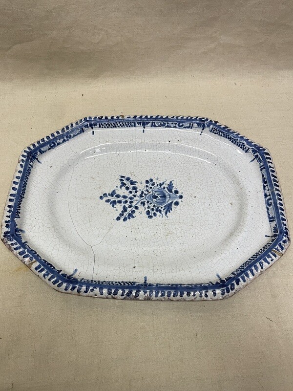 Plat en terre cuite ancien - 30 x 38 cm