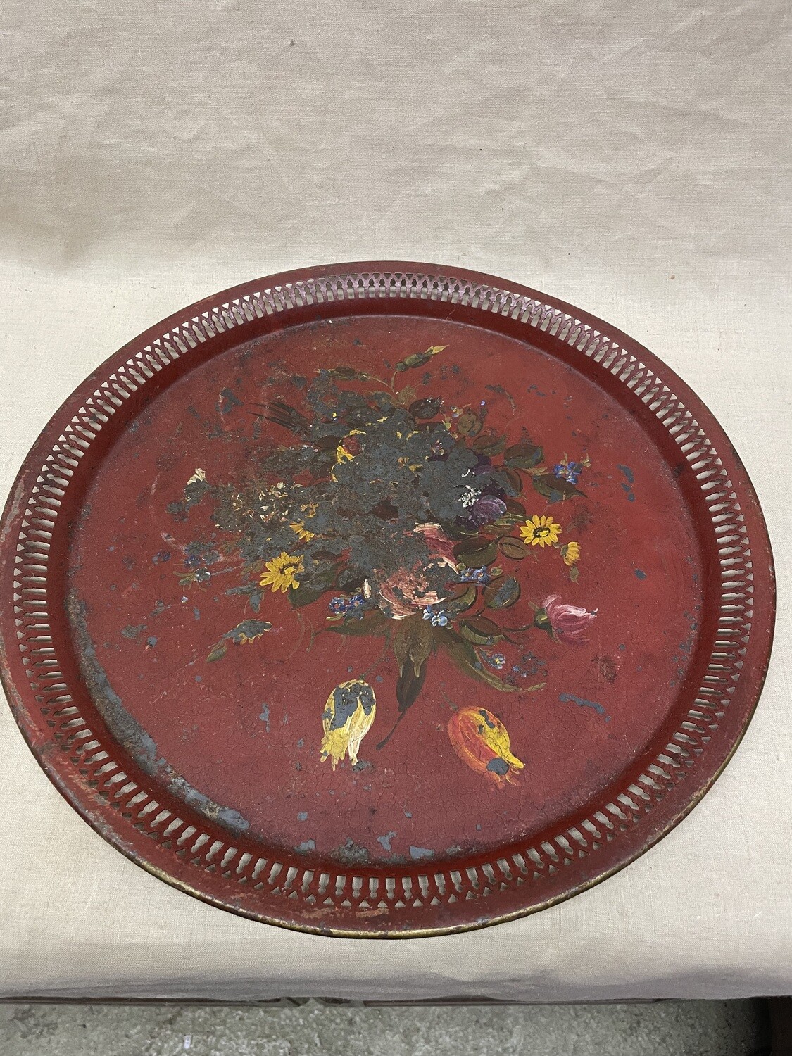 Plateau en métal peint - D 40,5 cm