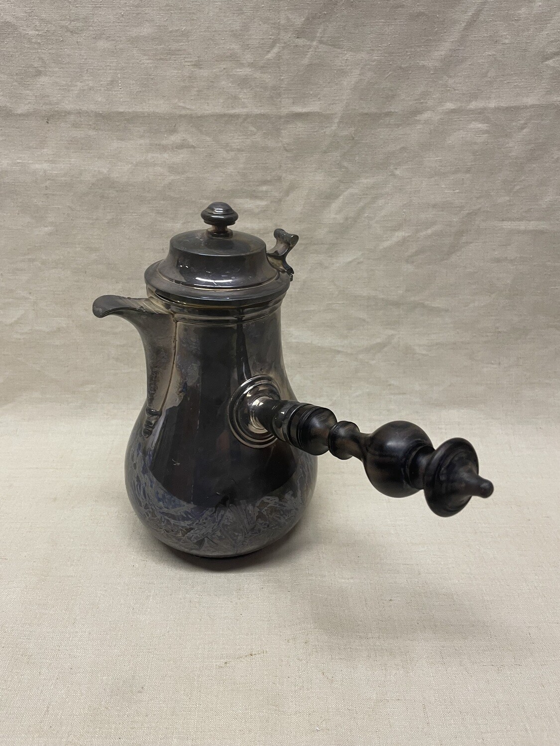 Chocolatière en métal argenté - 21 cm