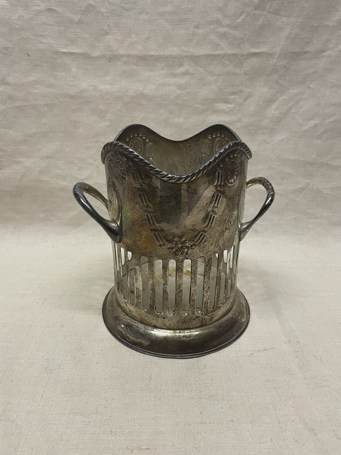 Porte bouteille en métal argenté - H17 x D 11 cm