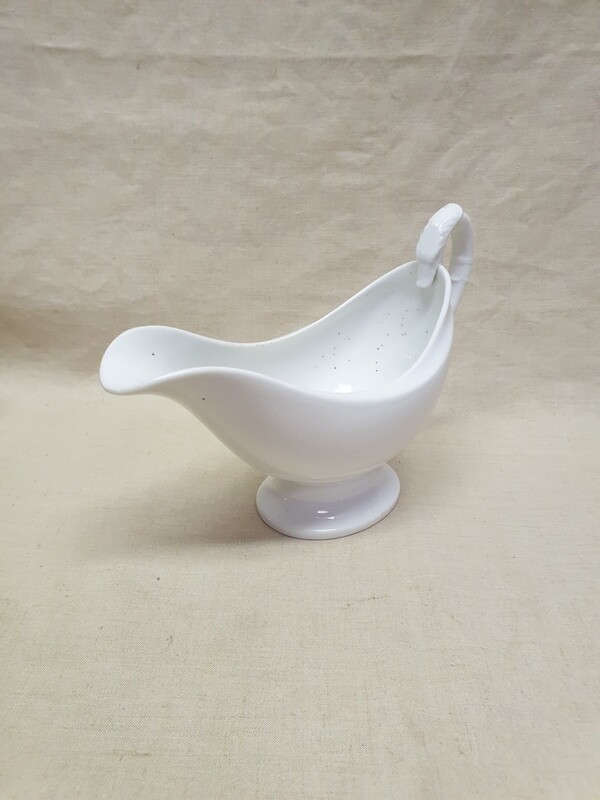 Verseuse en porcelaine blanche - L 23 x H 16 cm
