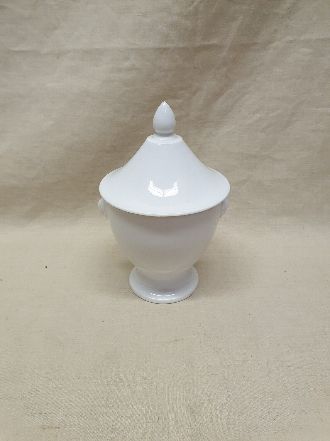 sucrier en porcelaine - H 21 x D 12 cm