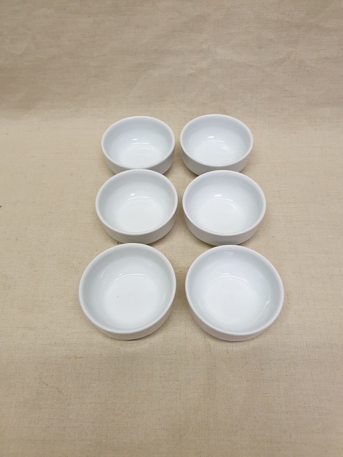Six coupelles en porcelaine blanche - D - 8 cm