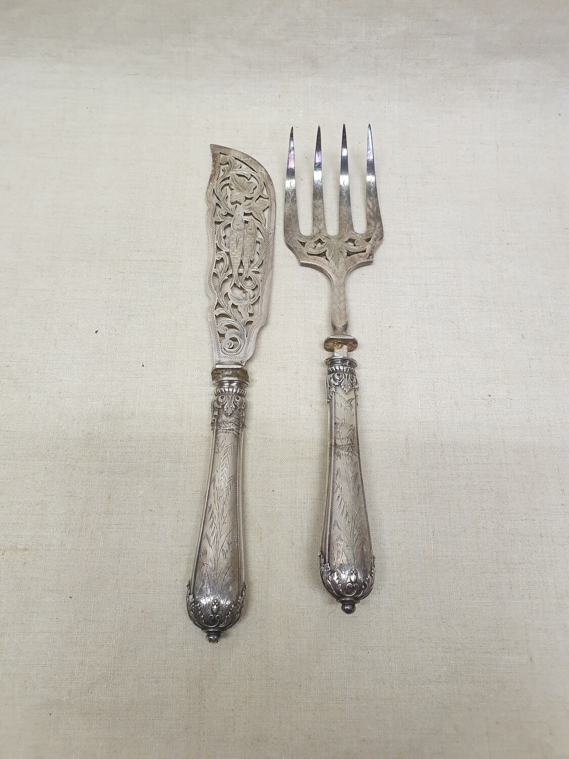 Couvert pour service poisson- Fourchette à 4 dents et une spatule
