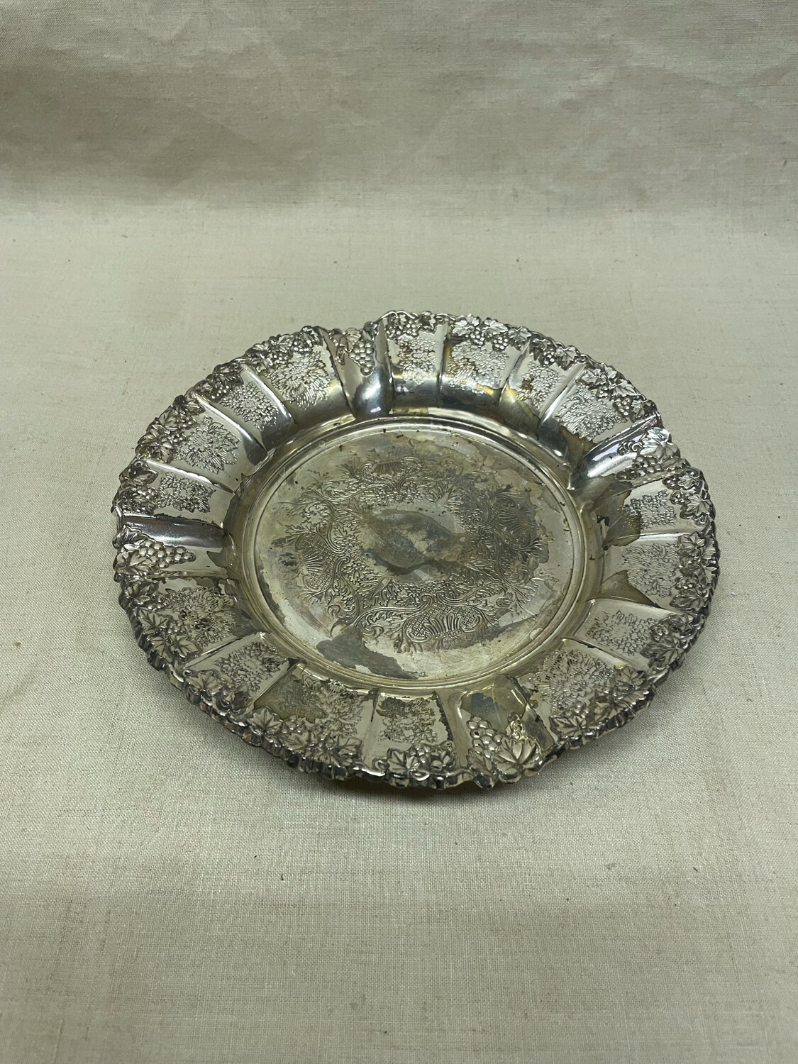 Cendrier en métal argenté - 21,5 cm