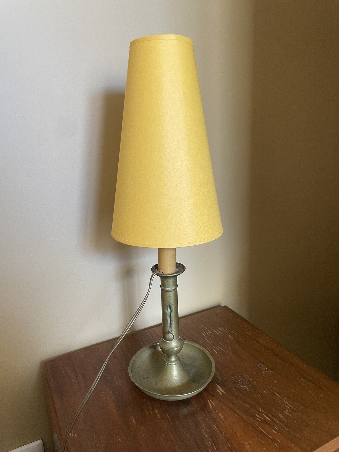 Paire de bougeoirs monté à l'électricité - H 50 cm