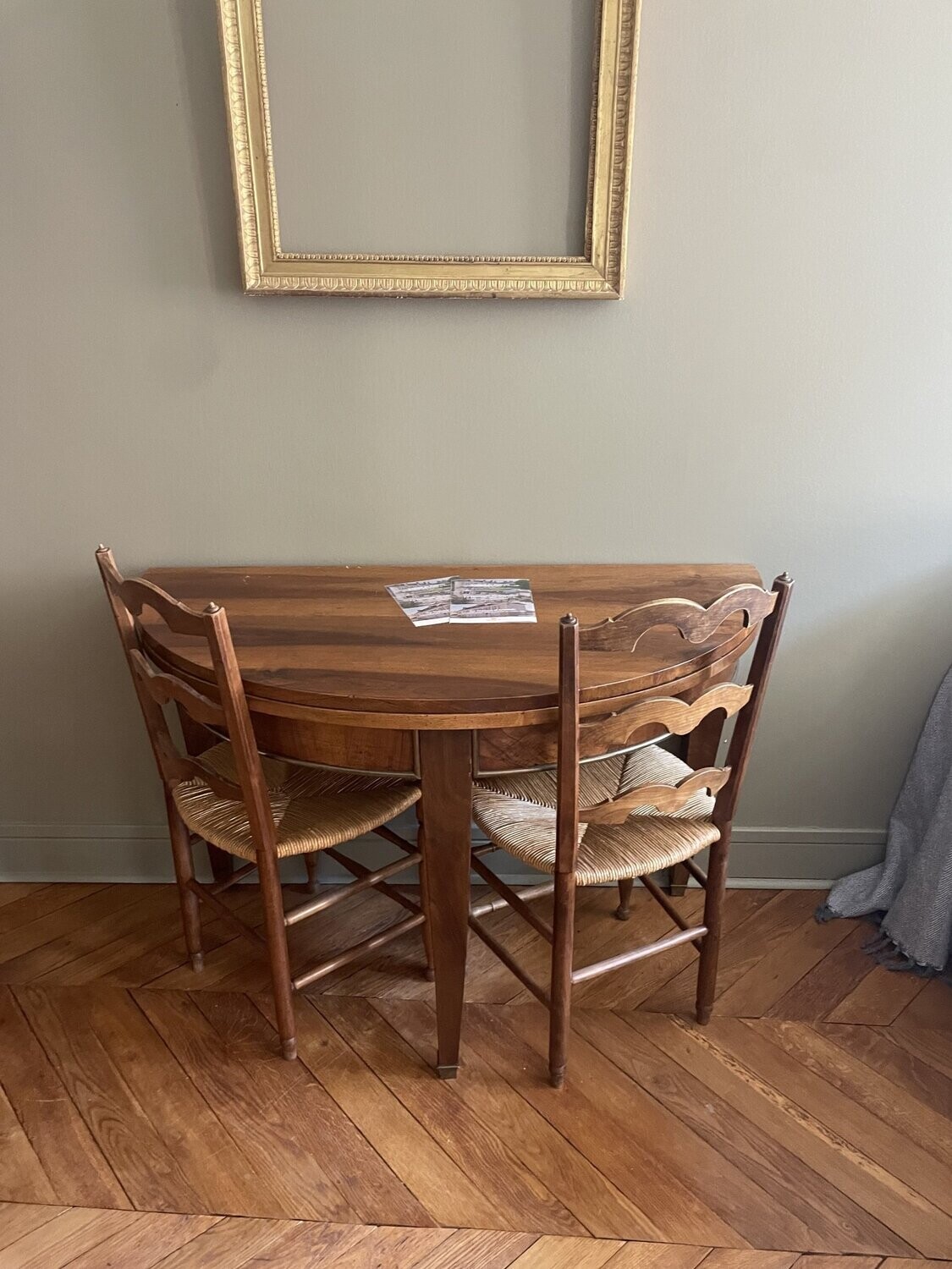 Table demi-lune en bois - H 77 cm x D 119 cm