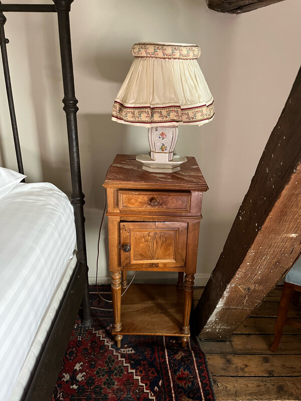 Charmante lampe en porcelaine - H 44 cm