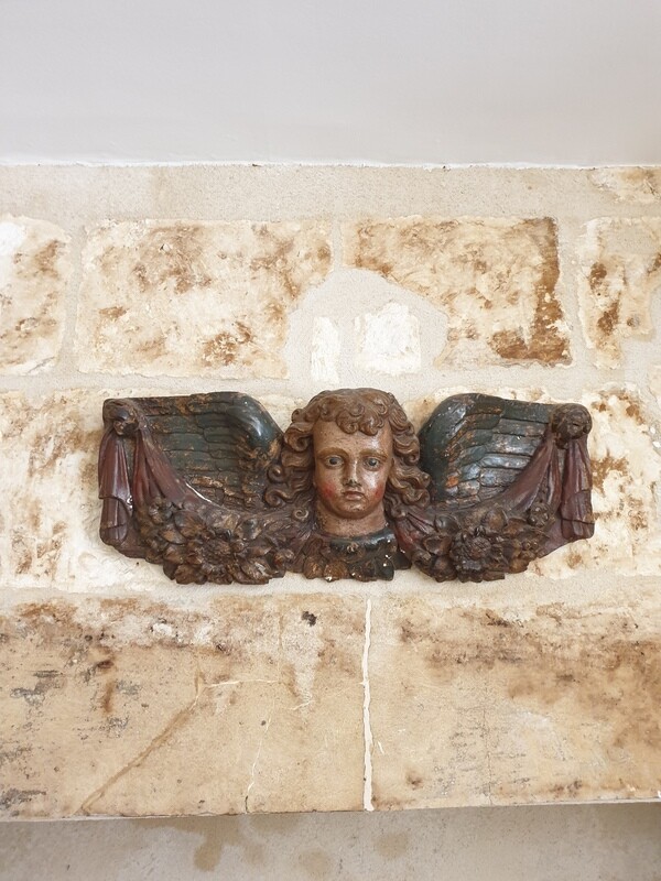 Sculpture sur bois  représentant un ange - 75 x 29 cm