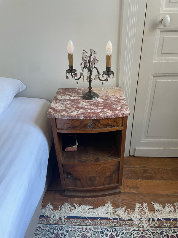 Table de chevet avec dessus marbre - H 67 x P 36 x L 43 cm