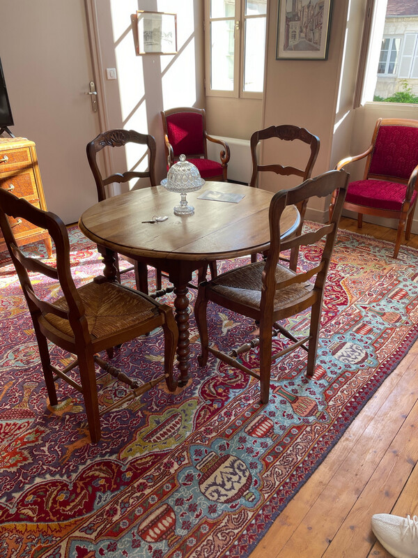 Table ronde en bois - 70 x D 101