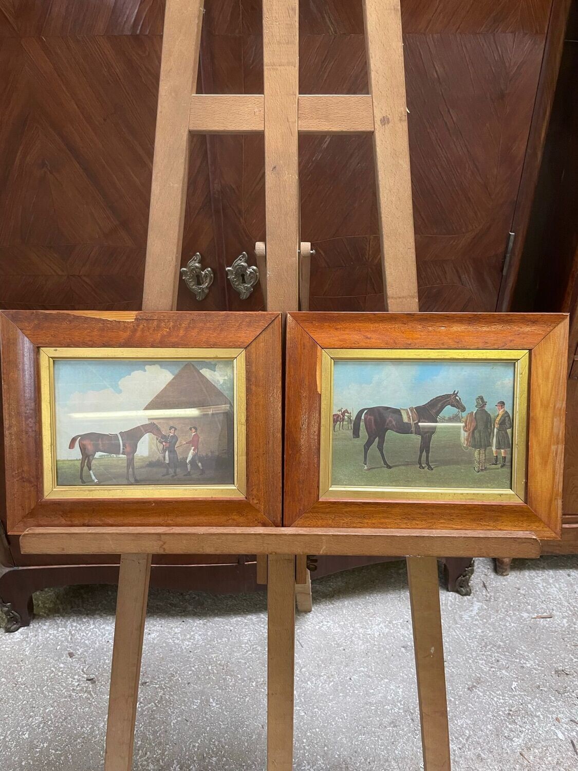 Paire de gravures représentant un cheval - 26,5 x 33 cm