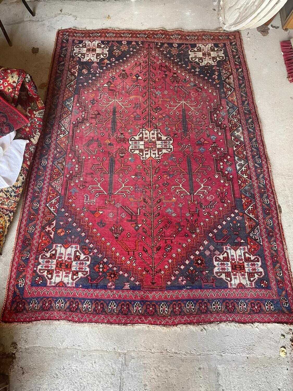 Tapis iran en laine rouge - 165 x 130 cm