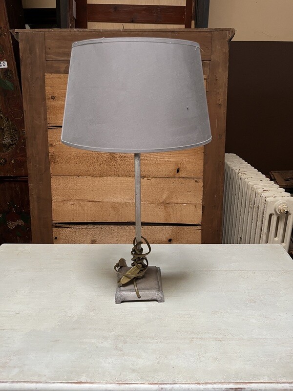 Lampe en métal gris - 28 cm