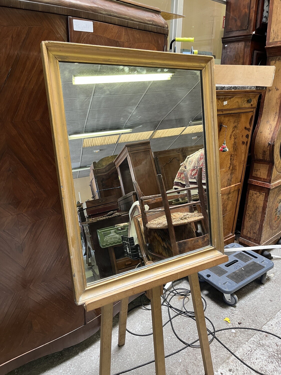 Miroir à cadre bois redoré - 63 x 80 cm