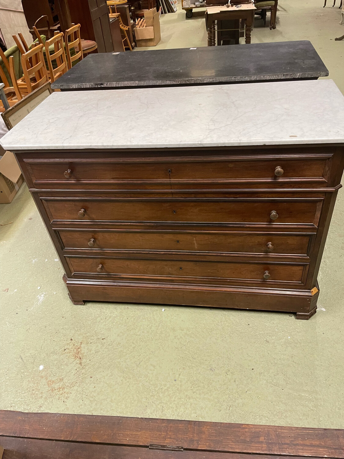 Meuble de toilette en bois avec dessus de marbre blanc - H 94 x L 130 x 53