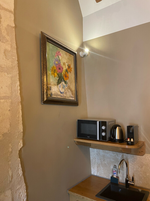 Huile sur toile par "ROCHER" -80 x 70 cm