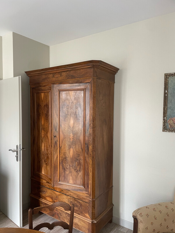 Armoire en placage - H 217 x L 120 x 50 cm