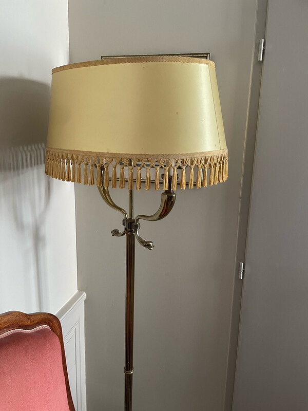 Lampe en laiton à deux bras - H 175 cm