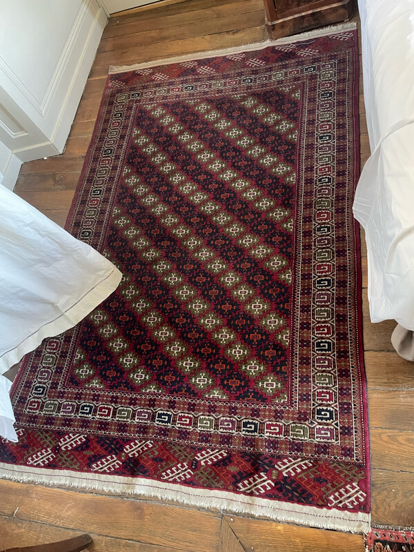 Tapis géometrique rouge et vert - 202 x 126 cm