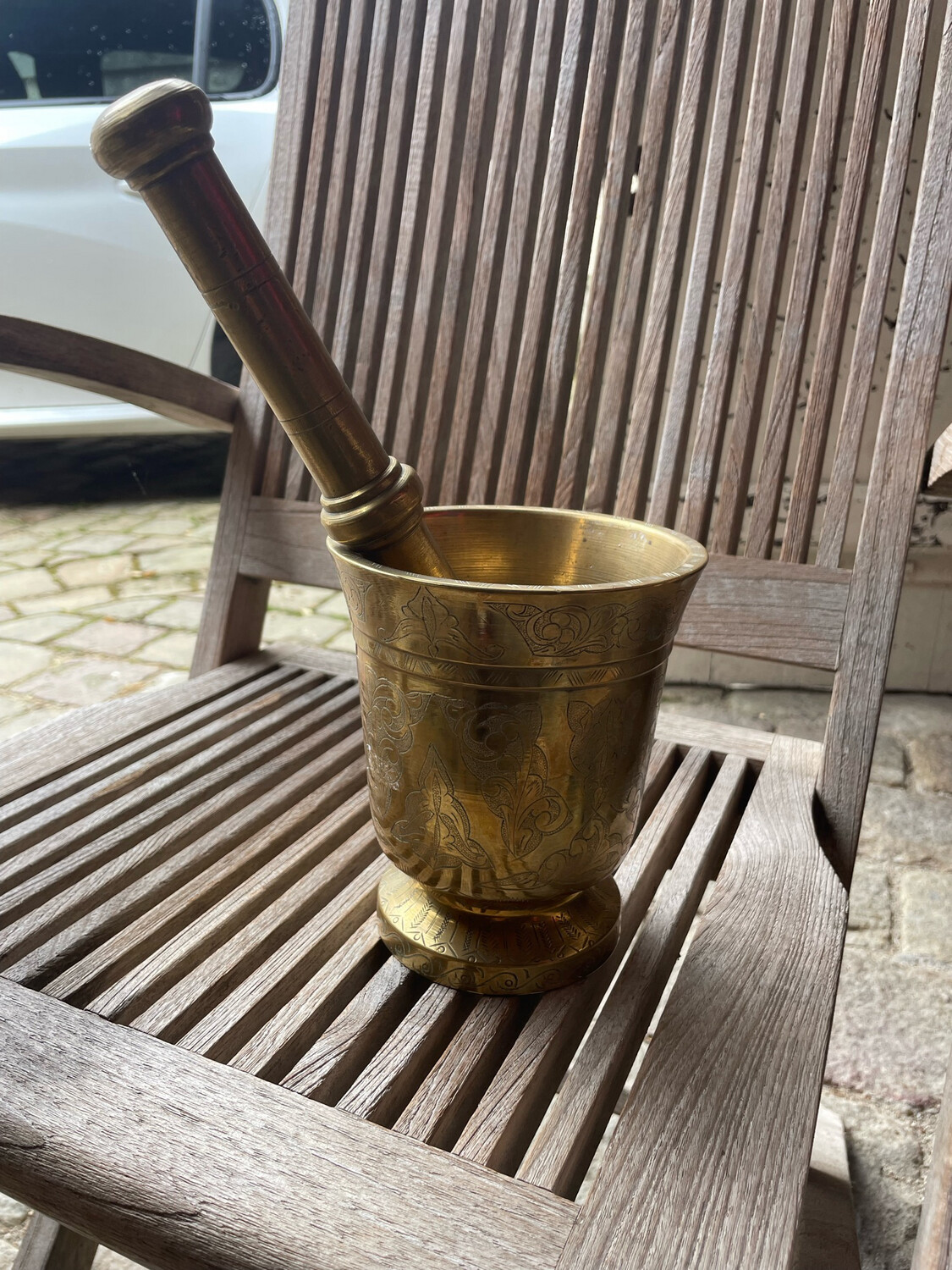 Mortier en bronze avec son pilon