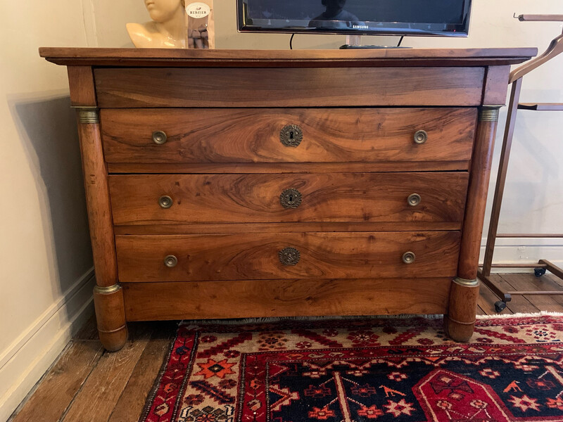 Commode Restauration avec éléments en bronze et 3 tiroirs 128 X 90 X 56