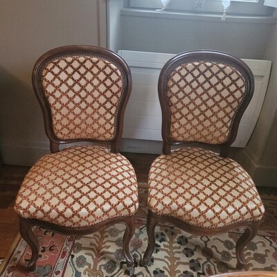 Magnifique paire de chaises 82 x 52