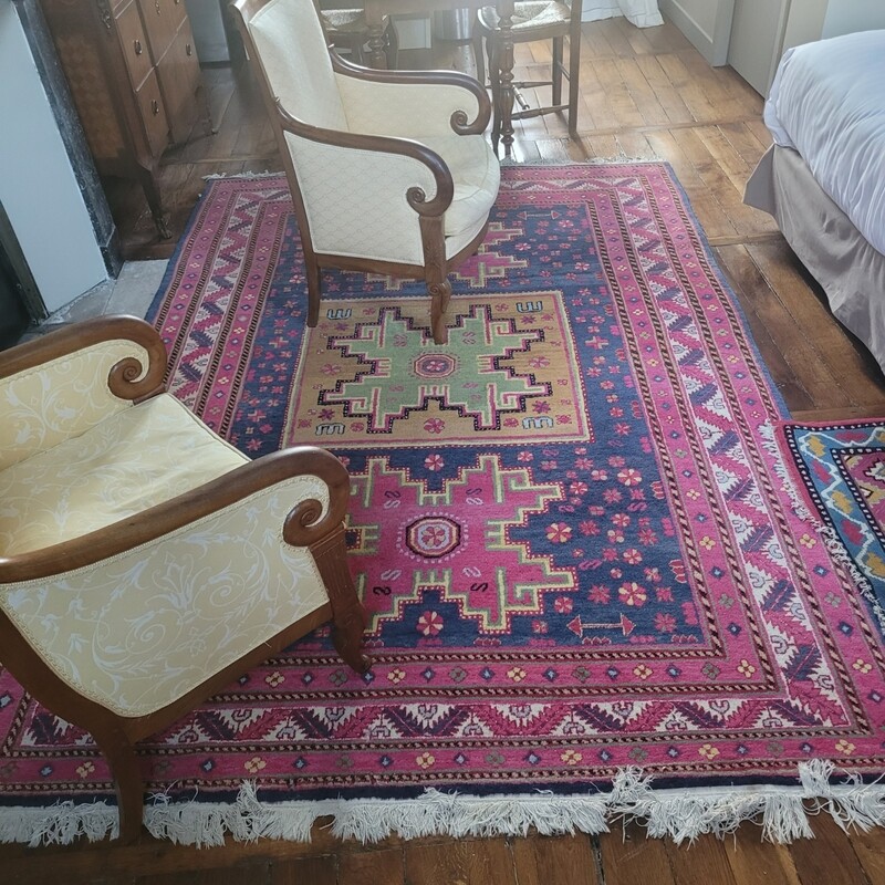 Joli tapis tons rose 286 x 190cm