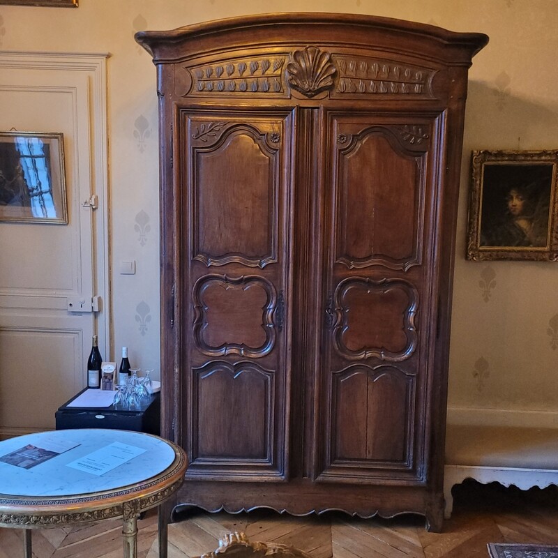 Armoire 18ème - 240x131 cm