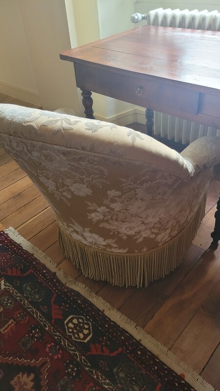 Fauteuil crapaud tissu beige - H 78 x P 57 x 60 cm