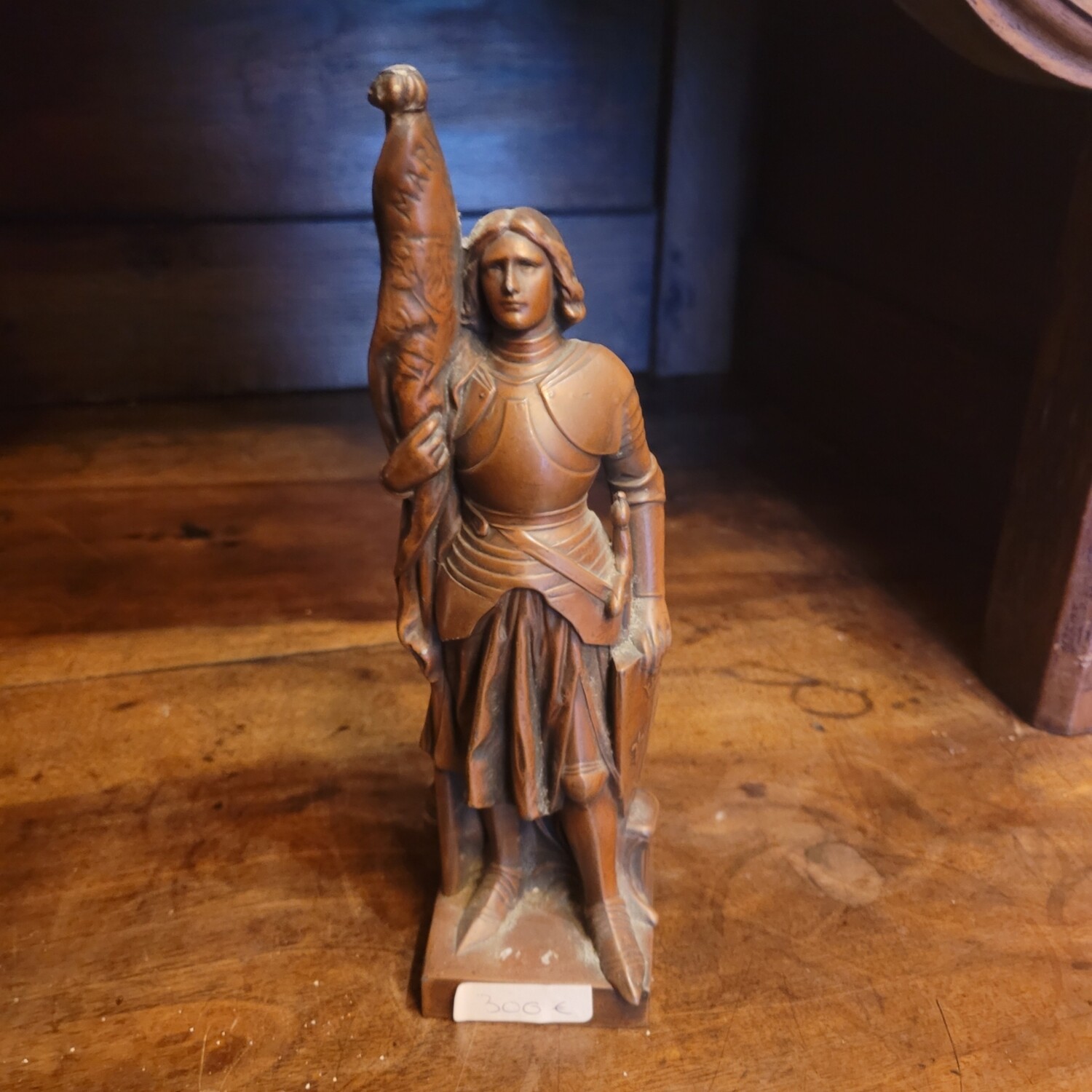 Statue en bronze sculptée