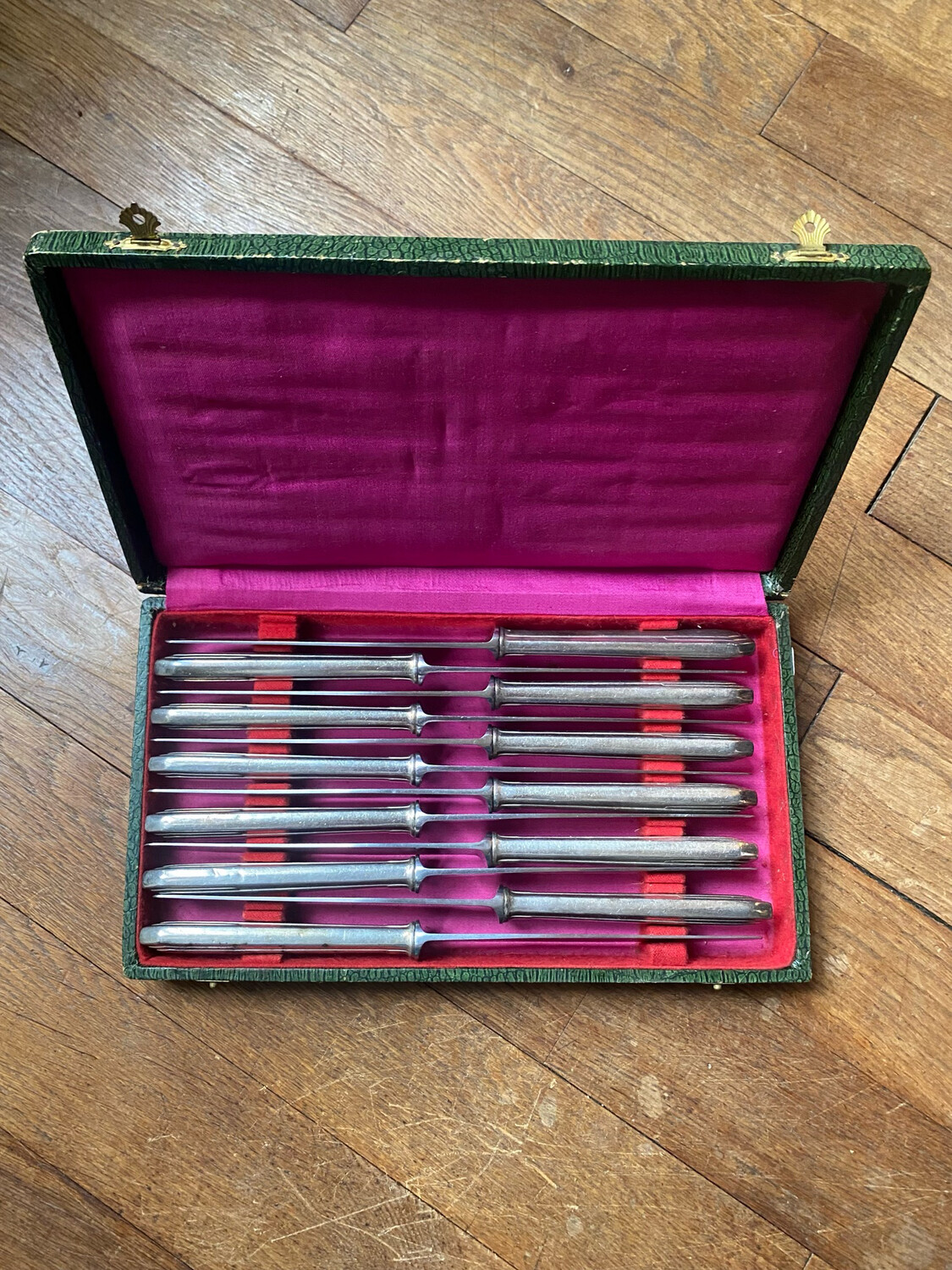 Coffret de 12 couteaux