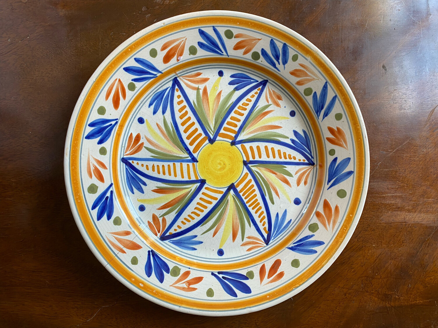 Assiette Quimper Henriot - diamètre : 24 cm