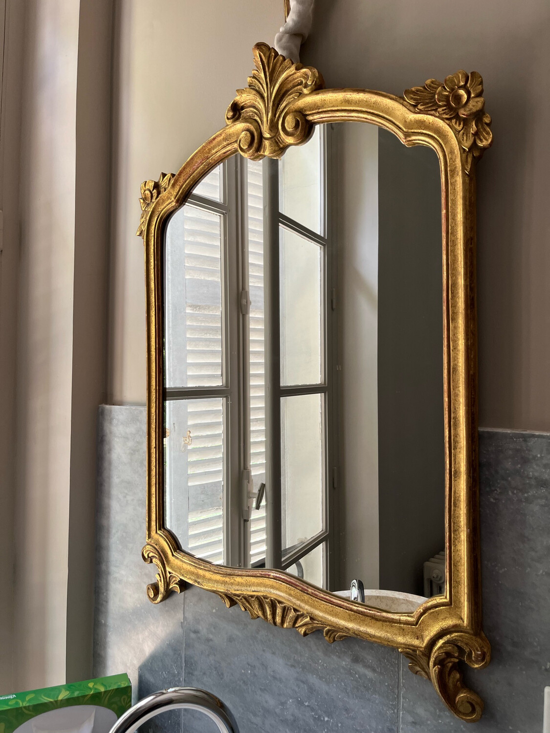 Miroir doré - 86 x 63 cm