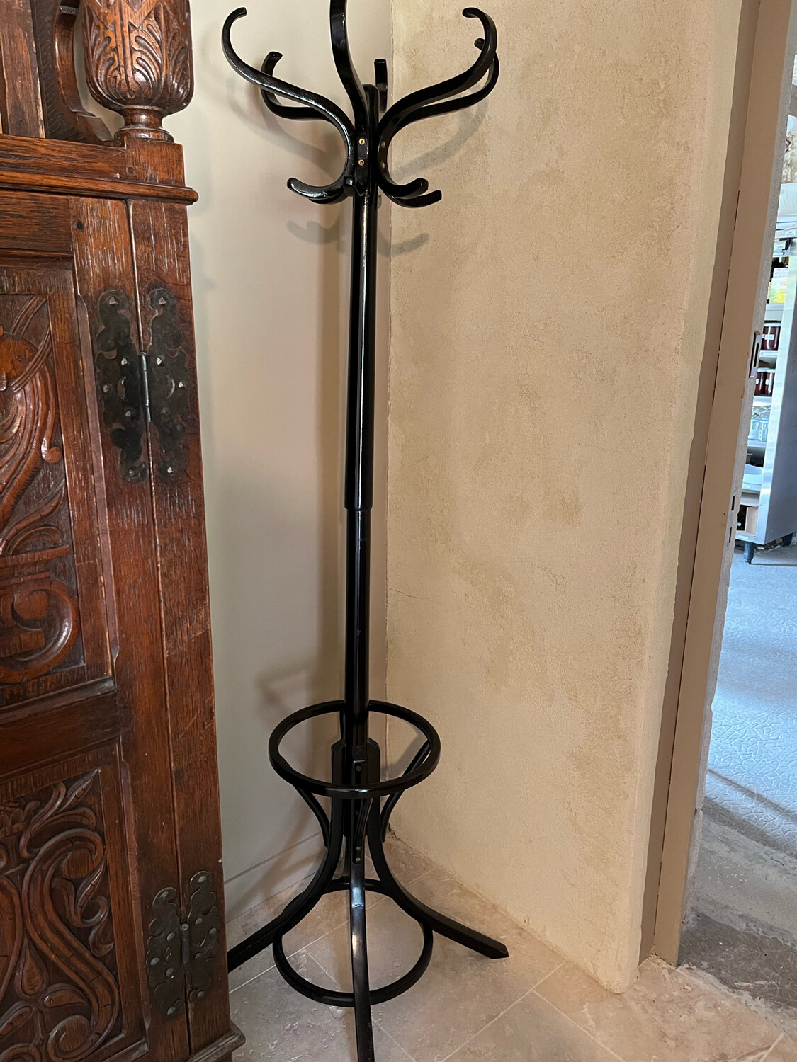 Porte manteau noir, 10 branches - H 183 cm