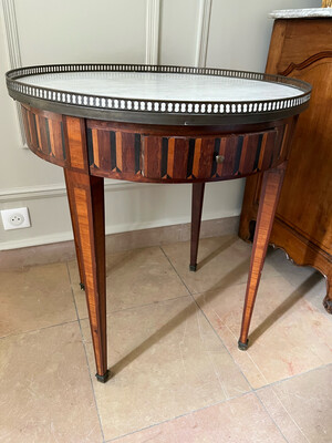 Table bouillotte avec dessus marbre, ouvrant 1 tiroir - H 75 x D 66 cm