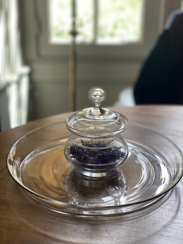 Plateau avec support en verre