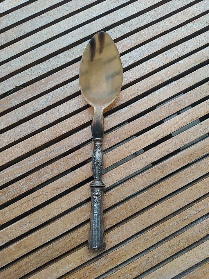Cuillère