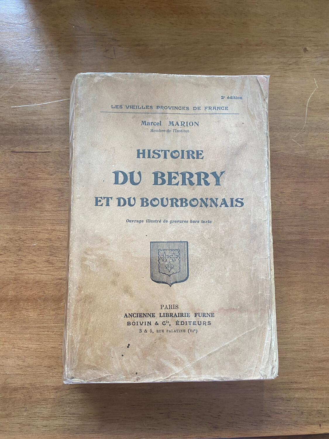 Livre « histoire du Berry et du bourbonnais » de Marcel Marion