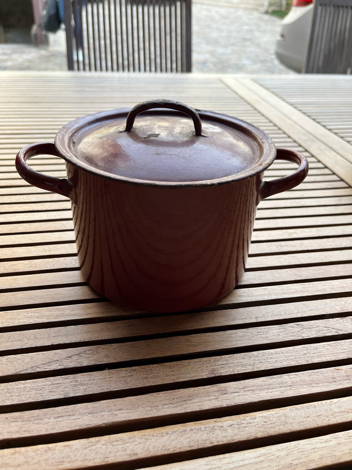Casserole ancienne en fonte - H 13 cm