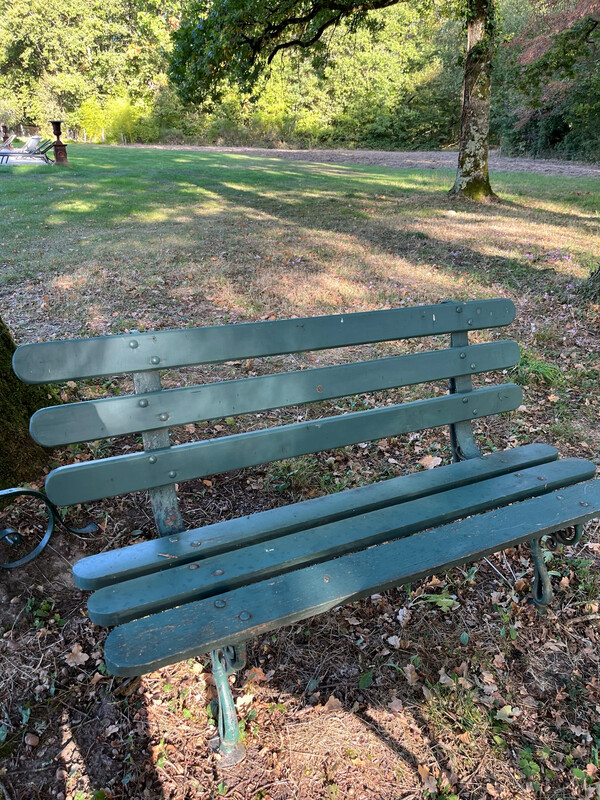 Banc vert en fonte