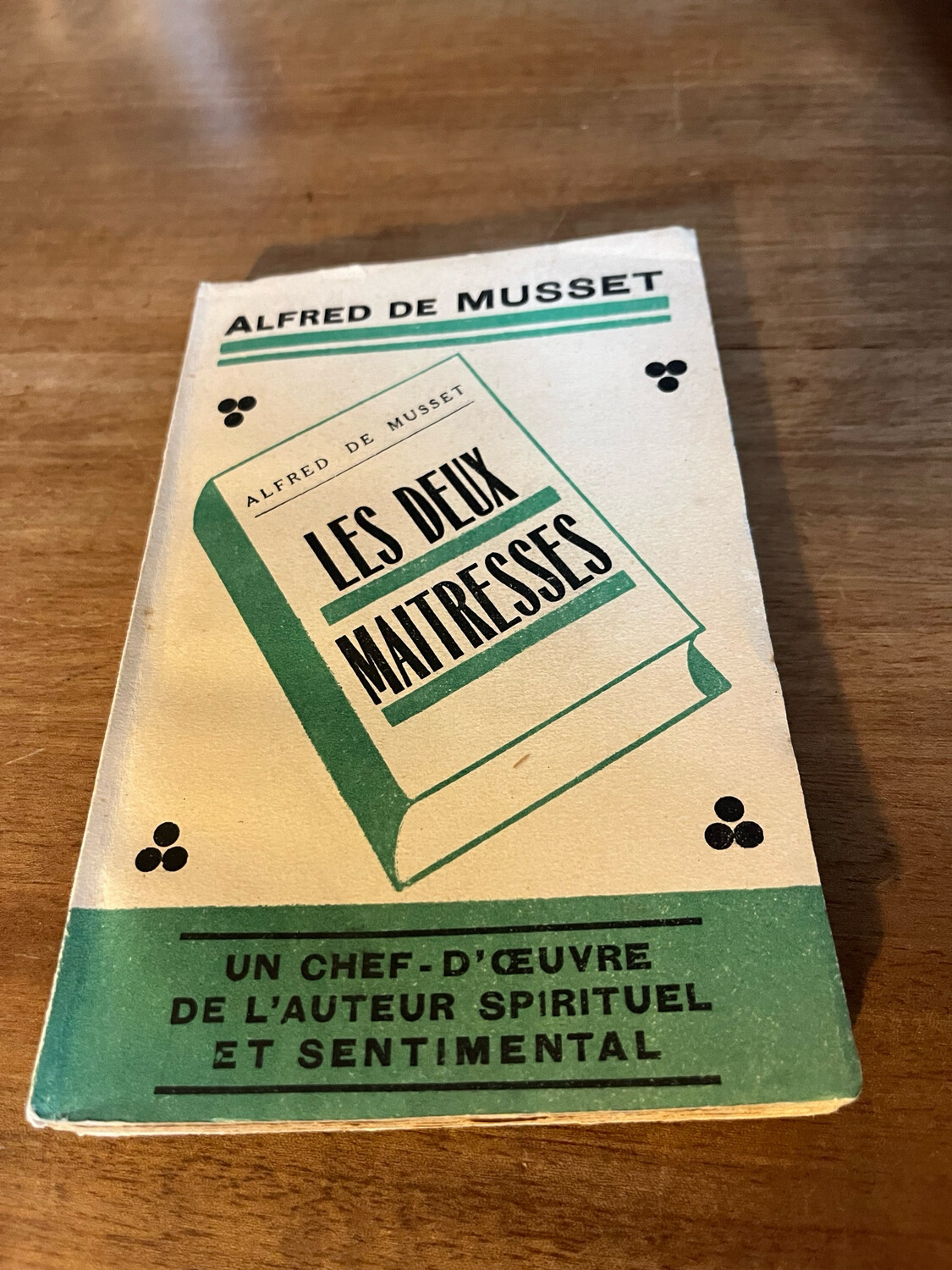 Livre « Les deux maîtresses » de Alfred de Musset Livre « Les deux maîtresses » de Alfred de Musset