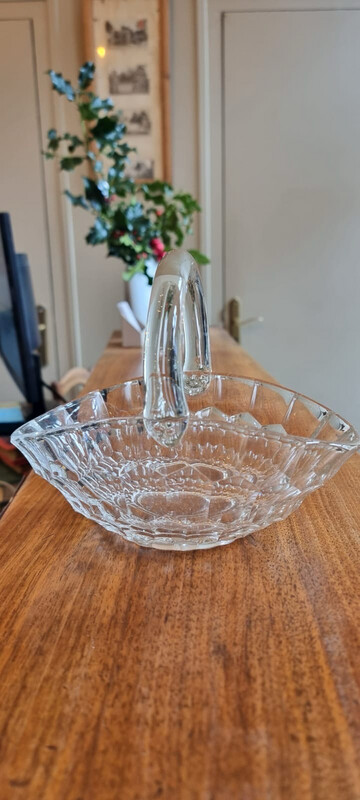 Petit panier en verre