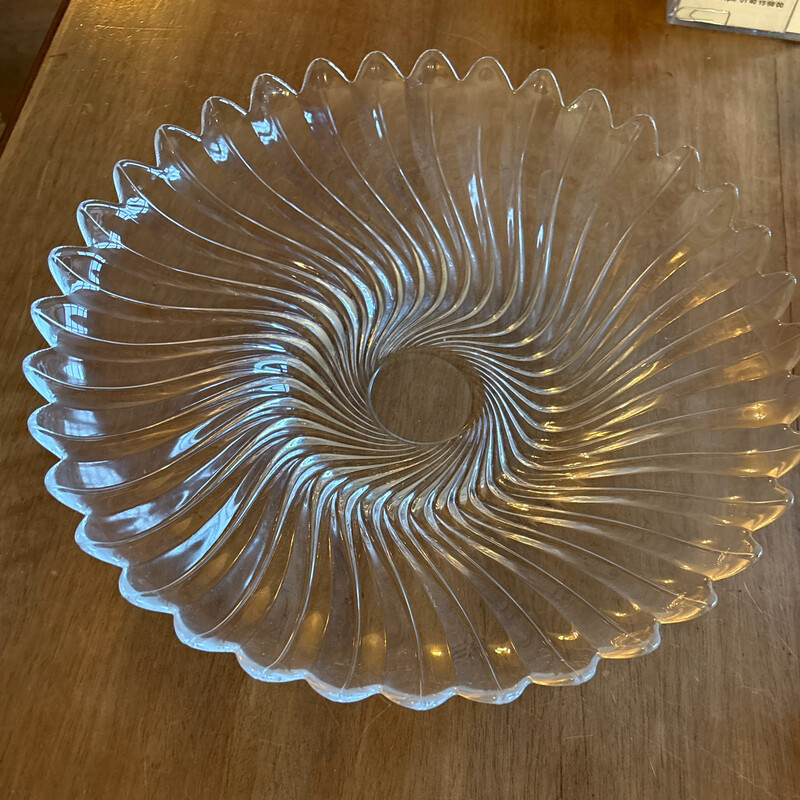 Plat/ corbeille à fruits… Plat/ corbeille à fruits…