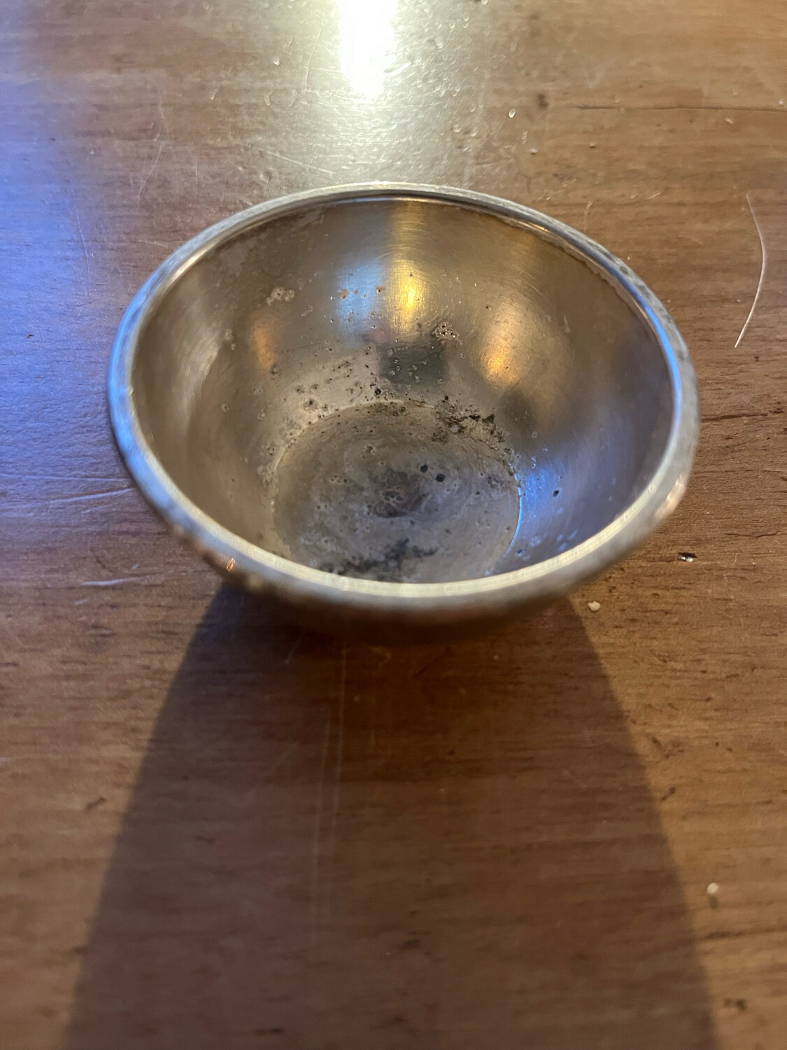 Récipient en métal argenté - D 6,5 cm x H 3 cm