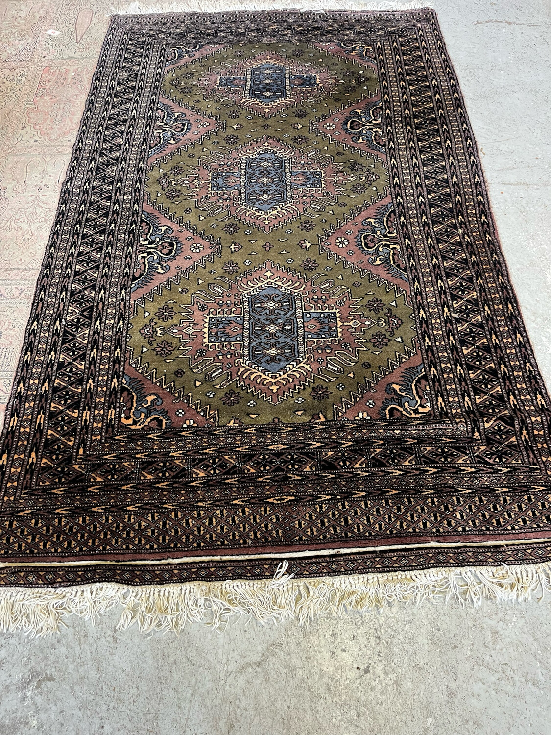 Petit tapis d’orient en laine - 230 x 130 cm env.