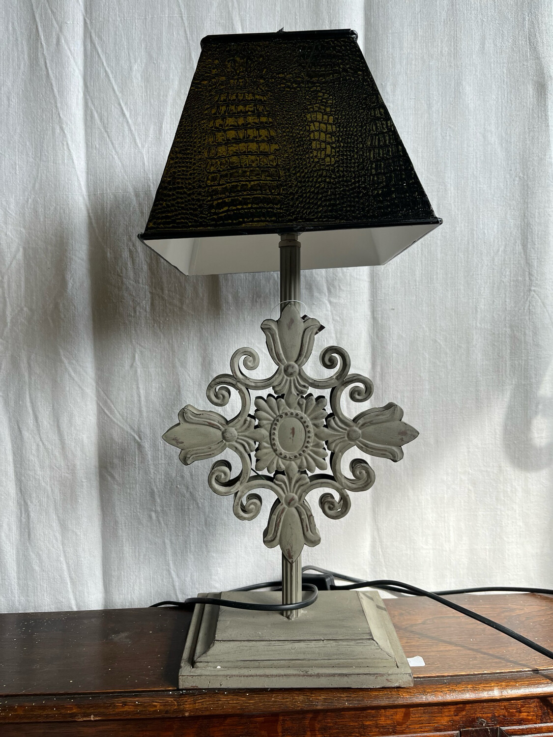Lampe en métal - H 52 cm