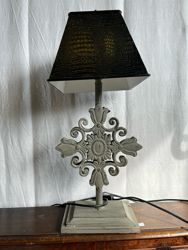 Lampe en métal - H 52 cm